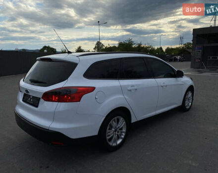 Білий Форд Фокус, об'ємом двигуна 1.56 л та пробігом 226 тис. км за 6199 $, фото 2 на Automoto.ua