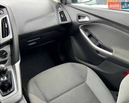 Белый Форд Фокус, объемом двигателя 1.6 л и пробегом 240 тыс. км за 6490 $, фото 62 на Automoto.ua