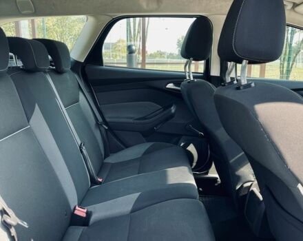 Белый Форд Фокус, объемом двигателя 1.6 л и пробегом 230 тыс. км за 5900 $, фото 6 на Automoto.ua