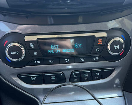 Белый Форд Фокус, объемом двигателя 1.6 л и пробегом 134 тыс. км за 7500 $, фото 11 на Automoto.ua