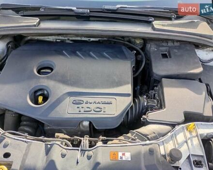 Белый Форд Фокус, объемом двигателя 1.6 л и пробегом 222 тыс. км за 6000 $, фото 1 на Automoto.ua