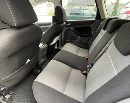 Белый Форд Фокус, объемом двигателя 1.56 л и пробегом 409 тыс. км за 5100 $, фото 7 на Automoto.ua