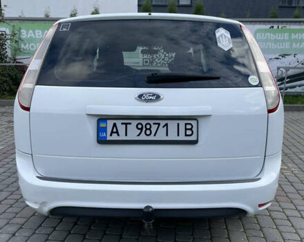 Белый Форд Фокус, объемом двигателя 1.56 л и пробегом 409 тыс. км за 5100 $, фото 3 на Automoto.ua