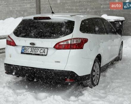 Білий Форд Фокус, об'ємом двигуна 1.56 л та пробігом 220 тис. км за 6350 $, фото 16 на Automoto.ua