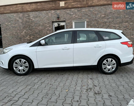 Белый Форд Фокус, объемом двигателя 1.56 л и пробегом 257 тыс. км за 5100 $, фото 8 на Automoto.ua