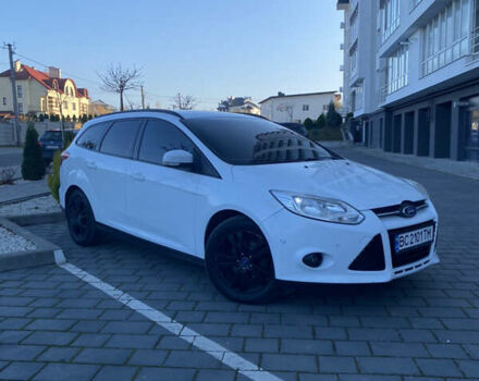 Белый Форд Фокус, объемом двигателя 1.6 л и пробегом 260 тыс. км за 7000 $, фото 1 на Automoto.ua