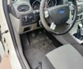 Белый Форд Фокус, объемом двигателя 1.6 л и пробегом 240 тыс. км за 5700 $, фото 5 на Automoto.ua