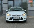 Белый Форд Фокус, объемом двигателя 1.56 л и пробегом 300 тыс. км за 5700 $, фото 1 на Automoto.ua