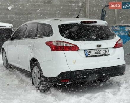 Білий Форд Фокус, об'ємом двигуна 1.56 л та пробігом 220 тис. км за 6350 $, фото 20 на Automoto.ua