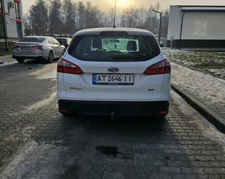 Белый Форд Фокус, объемом двигателя 1.56 л и пробегом 300 тыс. км за 5100 $, фото 4 на Automoto.ua