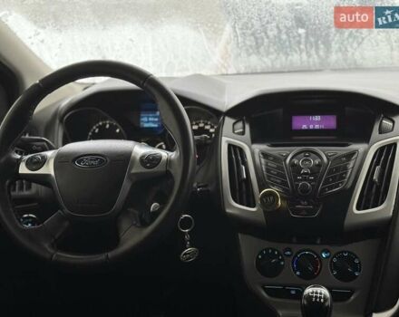 Білий Форд Фокус, об'ємом двигуна 1.56 л та пробігом 220 тис. км за 6350 $, фото 33 на Automoto.ua