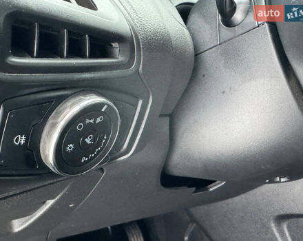 Белый Форд Фокус, объемом двигателя 1.6 л и пробегом 240 тыс. км за 6490 $, фото 44 на Automoto.ua