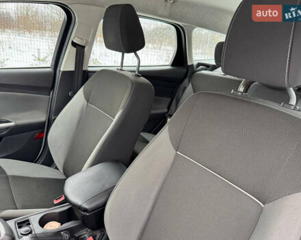 Білий Форд Фокус, об'ємом двигуна 1.6 л та пробігом 245 тис. км за 6390 $, фото 41 на Automoto.ua