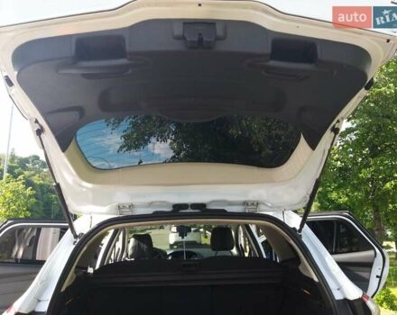 Білий Форд Фокус, об'ємом двигуна 1.59 л та пробігом 288 тис. км за 6001 $, фото 6 на Automoto.ua