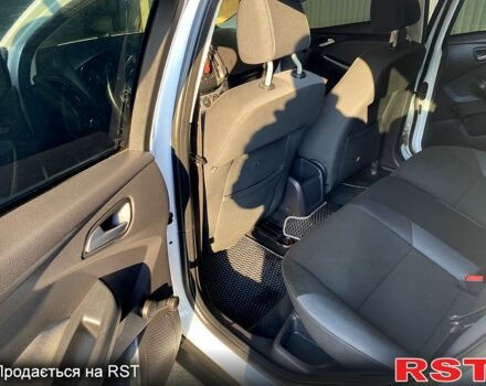 Белый Форд Фокус, объемом двигателя 1.6 л и пробегом 272 тыс. км за 6000 $, фото 9 на Automoto.ua