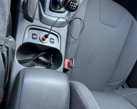 Белый Форд Фокус, объемом двигателя 1.6 л и пробегом 134 тыс. км за 7500 $, фото 15 на Automoto.ua