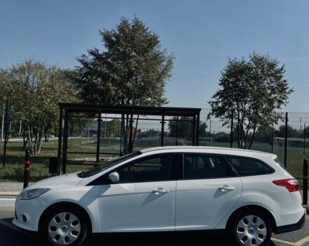 Белый Форд Фокус, объемом двигателя 1.6 л и пробегом 230 тыс. км за 5900 $, фото 2 на Automoto.ua