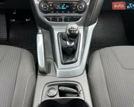 Білий Форд Фокус, об'ємом двигуна 1.6 л та пробігом 211 тис. км за 8750 $, фото 120 на Automoto.ua