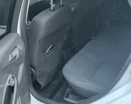 Белый Форд Фокус, объемом двигателя 1.6 л и пробегом 230 тыс. км за 6900 $, фото 8 на Automoto.ua