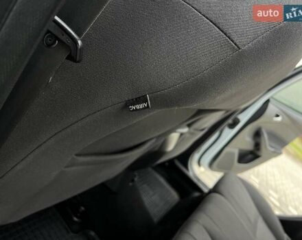 Білий Форд Фокус, об'ємом двигуна 1.6 л та пробігом 211 тис. км за 8750 $, фото 129 на Automoto.ua