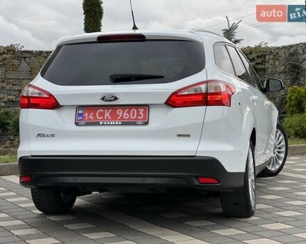 Білий Форд Фокус, об'ємом двигуна 1.6 л та пробігом 211 тис. км за 8750 $, фото 25 на Automoto.ua