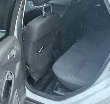 Білий Форд Фокус, об'ємом двигуна 1.6 л та пробігом 230 тис. км за 6900 $, фото 7 на Automoto.ua