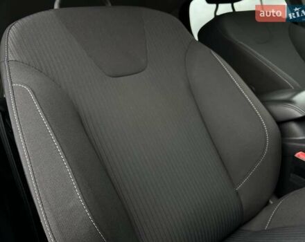 Білий Форд Фокус, об'ємом двигуна 1.6 л та пробігом 211 тис. км за 8750 $, фото 94 на Automoto.ua