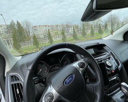 Білий Форд Фокус, об'ємом двигуна 2 л та пробігом 182 тис. км за 9800 $, фото 25 на Automoto.ua