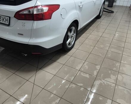 Белый Форд Фокус, объемом двигателя 1.6 л и пробегом 230 тыс. км за 6900 $, фото 3 на Automoto.ua