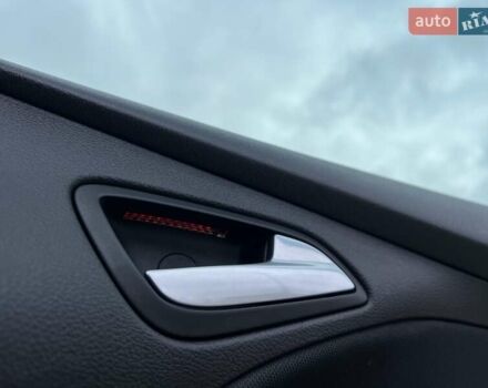 Білий Форд Фокус, об'ємом двигуна 1.6 л та пробігом 211 тис. км за 8750 $, фото 92 на Automoto.ua