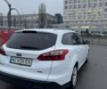 Белый Форд Фокус, объемом двигателя 1.56 л и пробегом 310 тыс. км за 7000 $, фото 2 на Automoto.ua