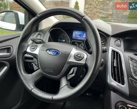 Білий Форд Фокус, об'ємом двигуна 1.6 л та пробігом 211 тис. км за 8750 $, фото 108 на Automoto.ua
