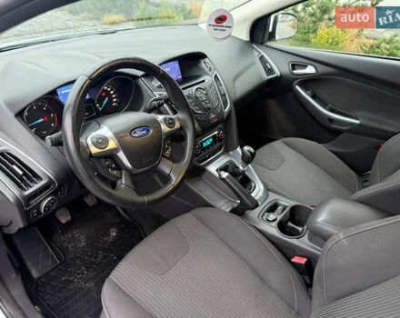 Белый Форд Фокус, объемом двигателя 1.6 л и пробегом 192 тыс. км за 7300 $, фото 12 на Automoto.ua