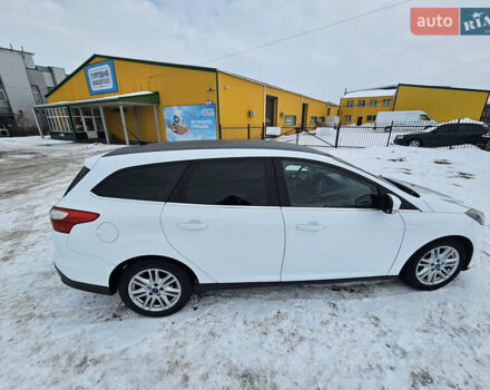 Белый Форд Фокус, объемом двигателя 1.6 л и пробегом 261 тыс. км за 7250 $, фото 5 на Automoto.ua