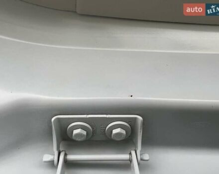 Білий Форд Фокус, об'ємом двигуна 1.6 л та пробігом 211 тис. км за 8750 $, фото 141 на Automoto.ua