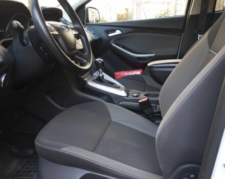 Белый Форд Фокус, объемом двигателя 1.6 л и пробегом 283 тыс. км за 8000 $, фото 4 на Automoto.ua