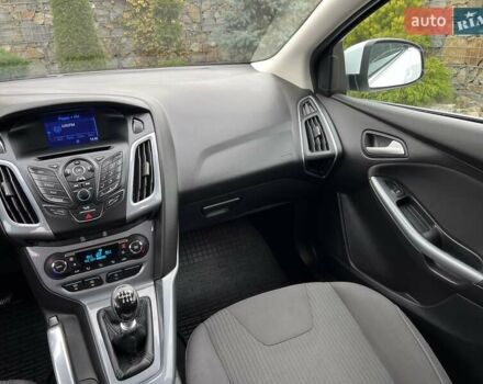 Білий Форд Фокус, об'ємом двигуна 1.6 л та пробігом 211 тис. км за 8750 $, фото 101 на Automoto.ua