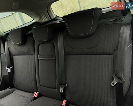 Білий Форд Фокус, об'ємом двигуна 1.6 л та пробігом 211 тис. км за 8750 $, фото 83 на Automoto.ua