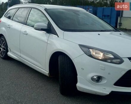 Білий Форд Фокус, об'ємом двигуна 1 л та пробігом 227 тис. км за 5200 $, фото 3 на Automoto.ua