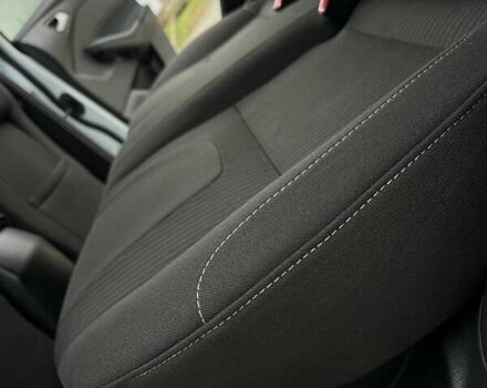 Білий Форд Фокус, об'ємом двигуна 1.6 л та пробігом 211 тис. км за 8750 $, фото 81 на Automoto.ua