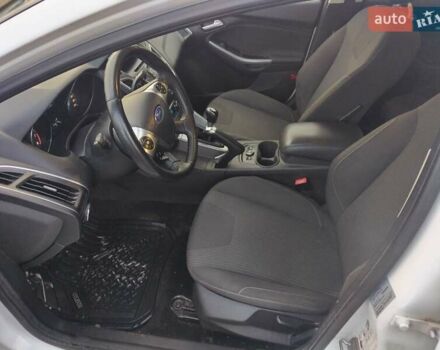 Форд Фокус 2012 в Житомире на Automoto.ua Белый Форд Фокус, объемом двигателя 1 л и пробегом 228 тыс. км за 6500 $, фото 7 на Automoto.ua