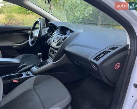 Білий Форд Фокус, об'ємом двигуна 1.56 л та пробігом 253 тис. км за 6300 $, фото 9 на Automoto.ua