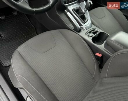 Білий Форд Фокус, об'ємом двигуна 1.6 л та пробігом 211 тис. км за 8750 $, фото 73 на Automoto.ua