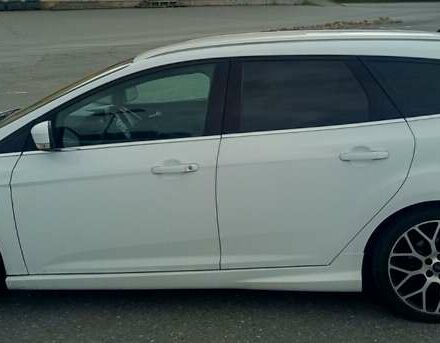 Білий Форд Фокус, об'ємом двигуна 1 л та пробігом 227 тис. км за 5200 $, фото 7 на Automoto.ua