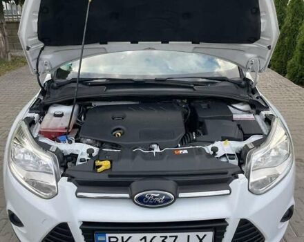 Білий Форд Фокус, об'ємом двигуна 1.56 л та пробігом 220 тис. км за 8499 $, фото 14 на Automoto.ua