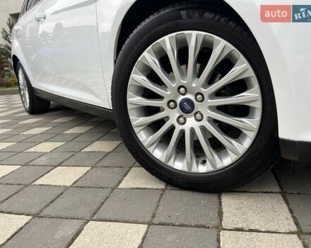 Білий Форд Фокус, об'ємом двигуна 1.6 л та пробігом 211 тис. км за 8750 $, фото 11 на Automoto.ua