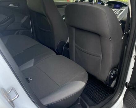 Белый Форд Фокус, объемом двигателя 1.56 л и пробегом 240 тыс. км за 6200 $, фото 9 на Automoto.ua