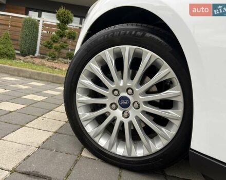 Білий Форд Фокус, об'ємом двигуна 1.6 л та пробігом 211 тис. км за 8750 $, фото 28 на Automoto.ua