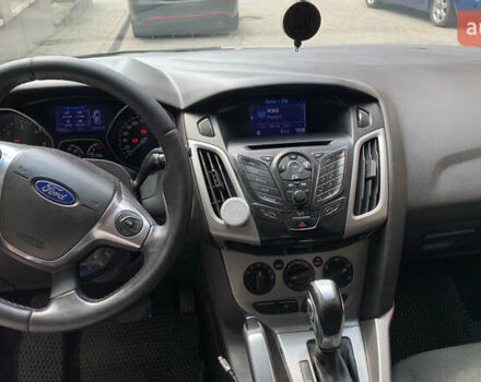 Белый Форд Фокус, объемом двигателя 2 л и пробегом 227 тыс. км за 7500 $, фото 9 на Automoto.ua