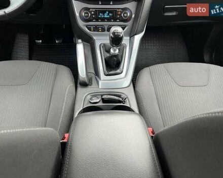 Білий Форд Фокус, об'ємом двигуна 1.6 л та пробігом 211 тис. км за 8750 $, фото 121 на Automoto.ua